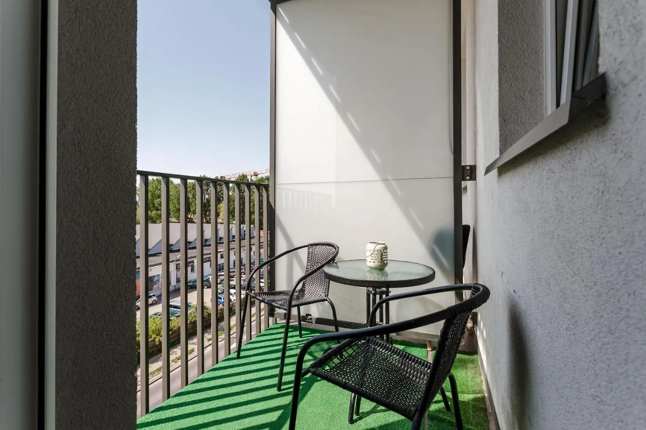 Chill Apartments Mokotow Business Park Varsó 0*,